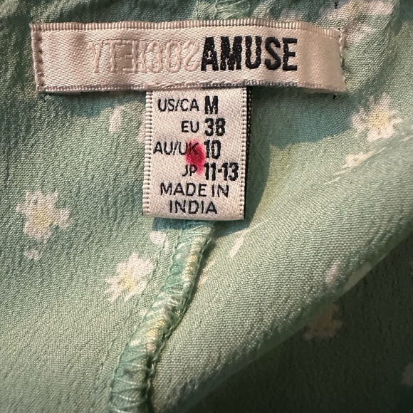 Amuse Society | Floral V-Neck Long Sleeve Top - Green | Size Medium NWOT - Picture 8 of 15